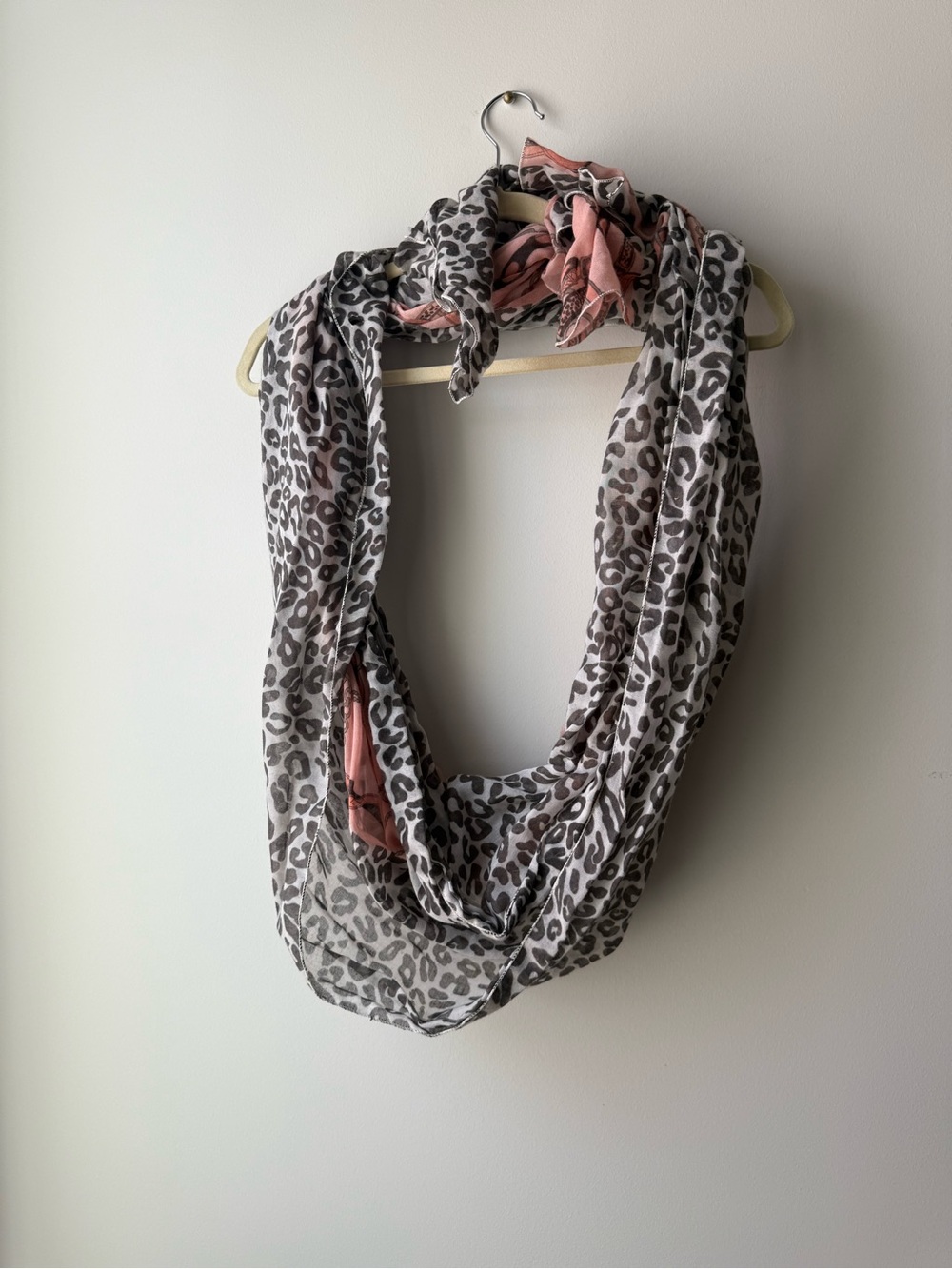 Lightweight Leopard Print Infinity Scarf with Pink Accent